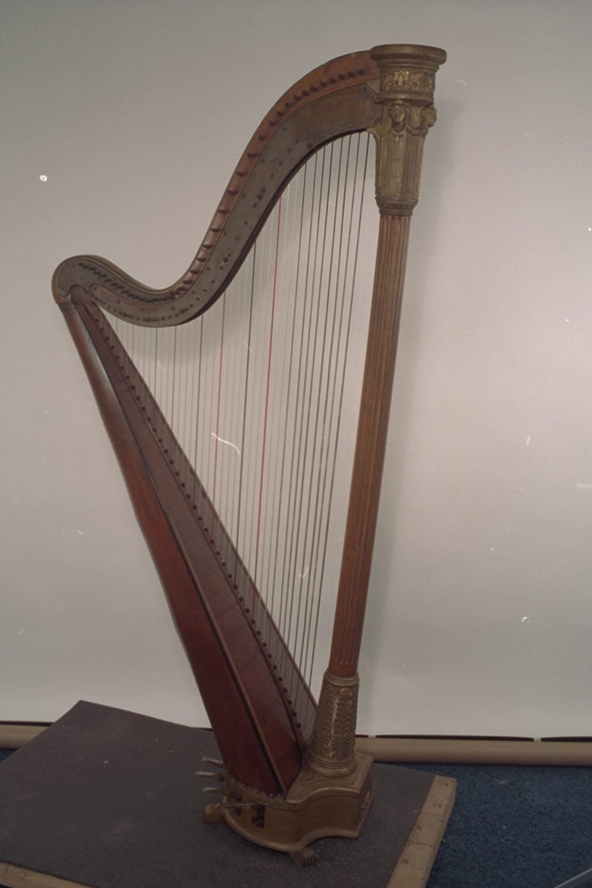 Harp, 1890-1900