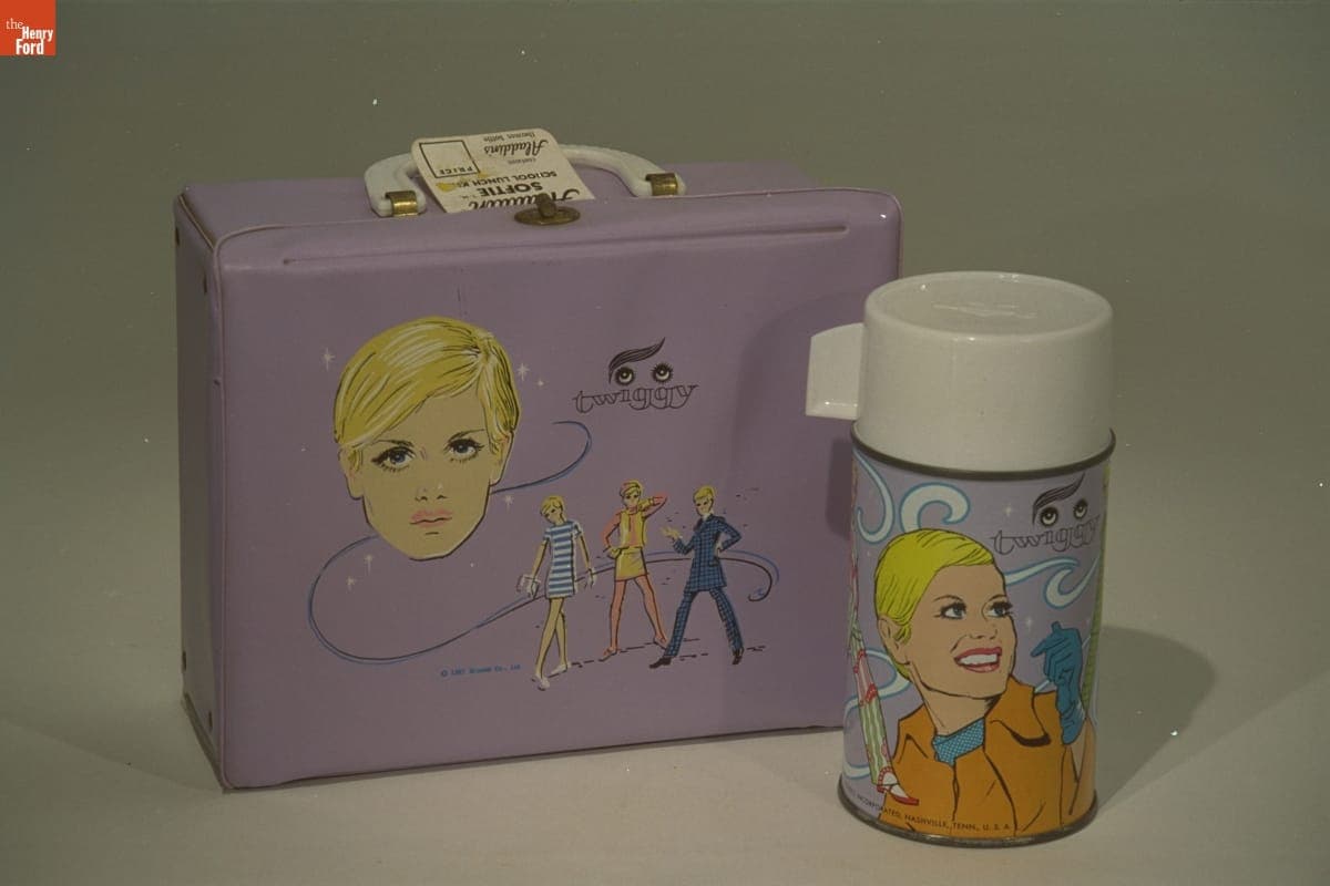 Lunchbox & Thermos, Twiggy, 1966