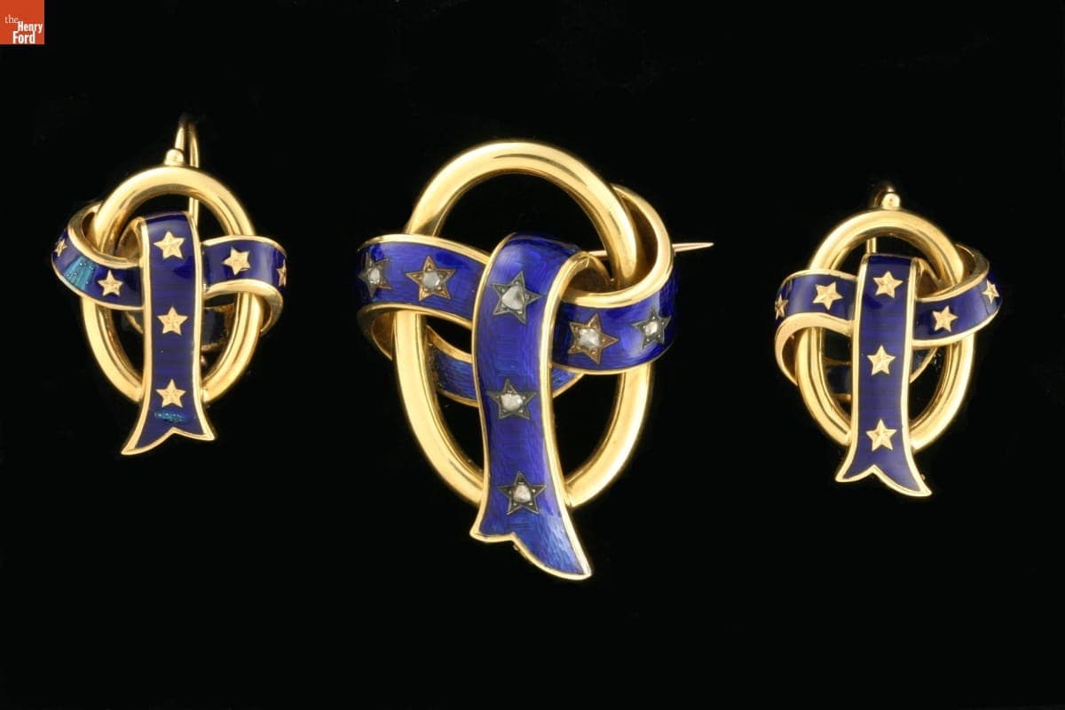 Jewelry Suite of Brooch and Earrings, 1860-1875