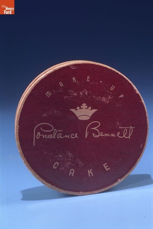 Make-Up Cake, circa 1935