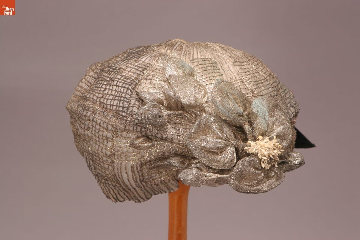 Cloche, 1920-1925