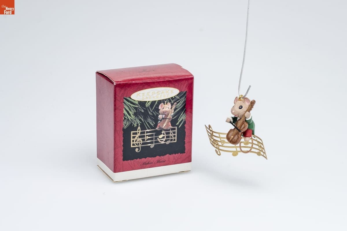 Hallmark "Makin' Music" Christmas Ornament, 1993