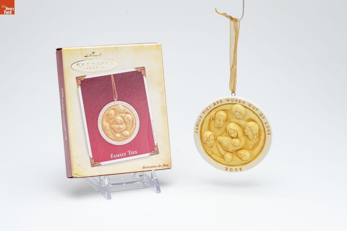 Hallmark "Family Ties" Christmas Ornament, 2005