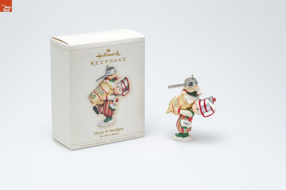 Hallmark "The Merry Bakers: Dusty & Smidgen" Christmas Ornament, 2006