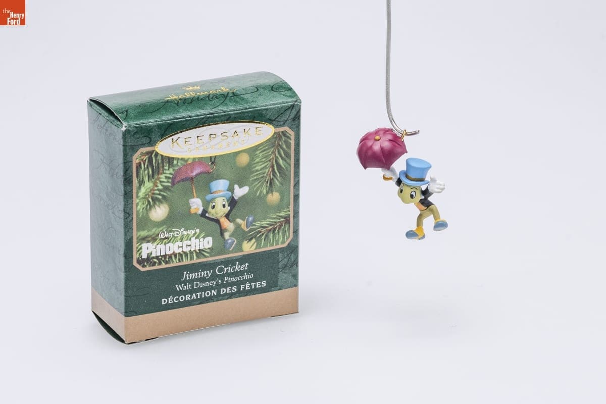Hallmark "Walt Disney's Pinocchio: Jiminy Cricket" Miniature Christmas Ornament, 2001