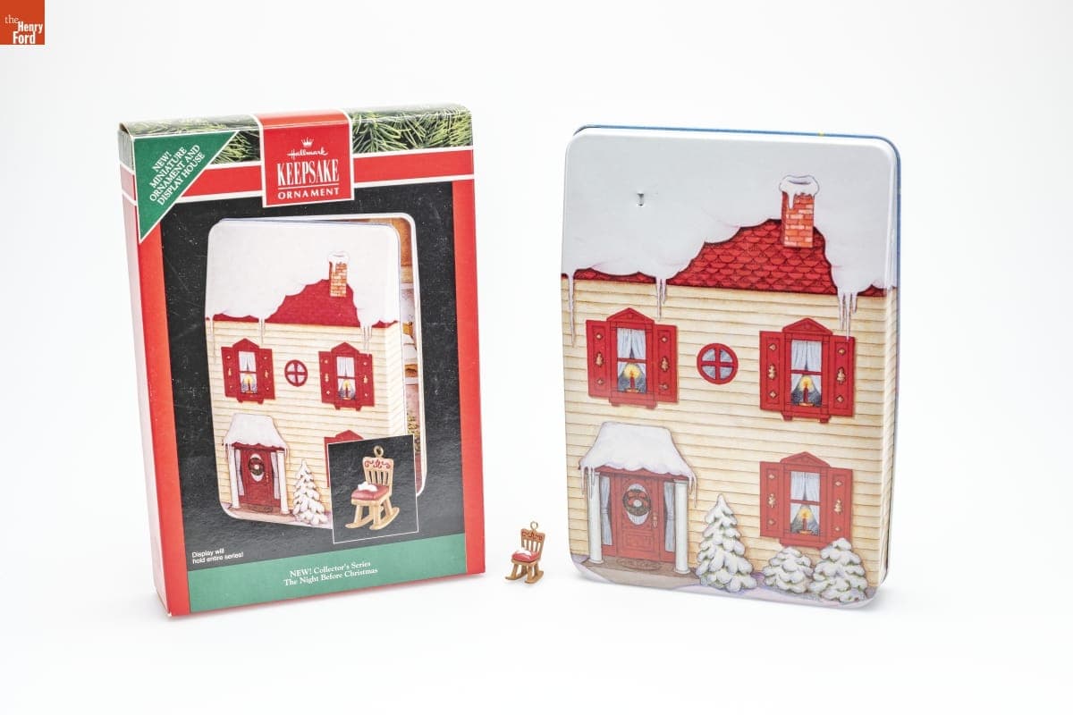 Hallmark "The Night Before Christmas Series" Miniature Christmas Ornament, 1992