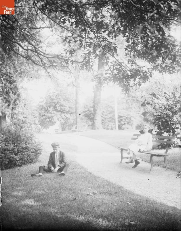 Bedford Park Mumble-Ly-Peg, 1890-1915