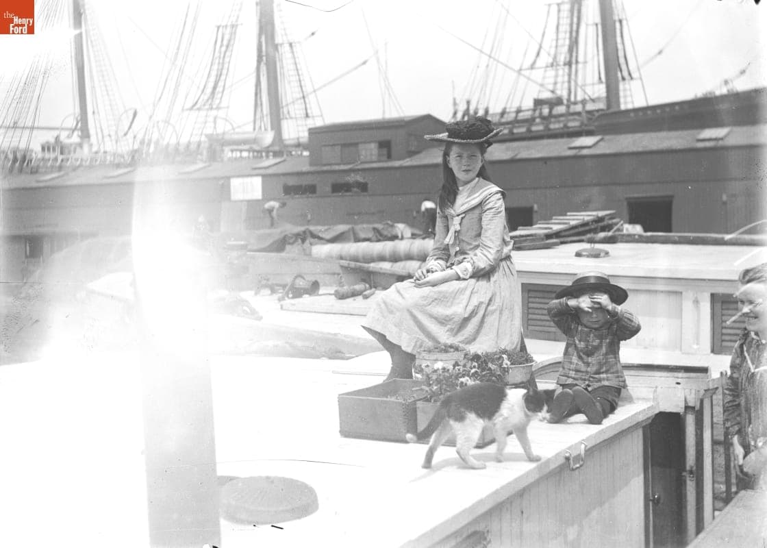 Engineer and Children on Canal Boat at Palmer's Dock, 1890-1915