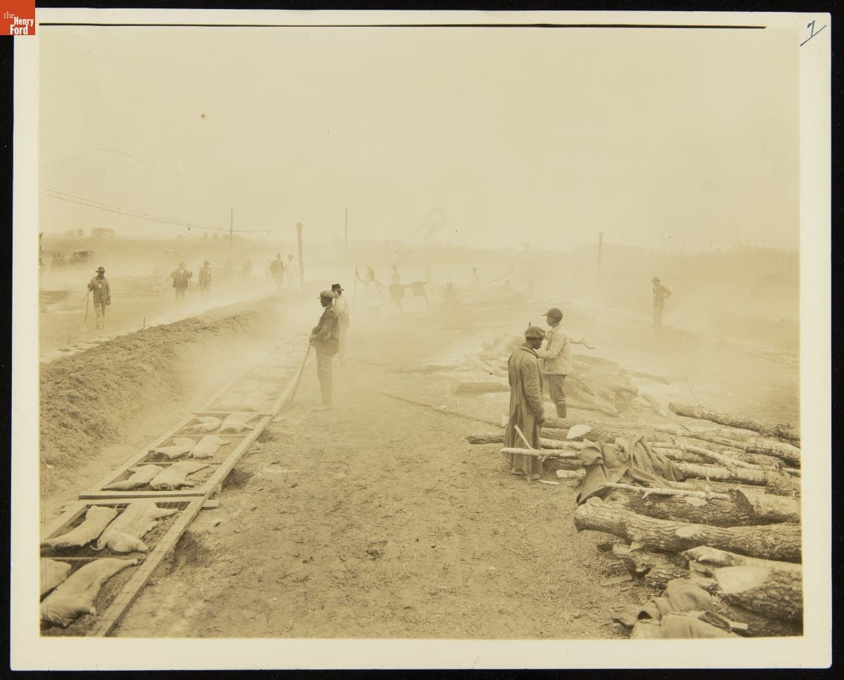 Barbecue Pits at the Peach Festival, Fort Valley, Georgia, 1923-1924