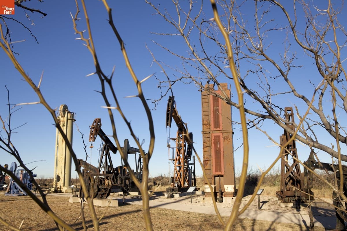 Oral History Interview with Jim Hall, January 8, 2009--Photographs--Digital Images--Item 16