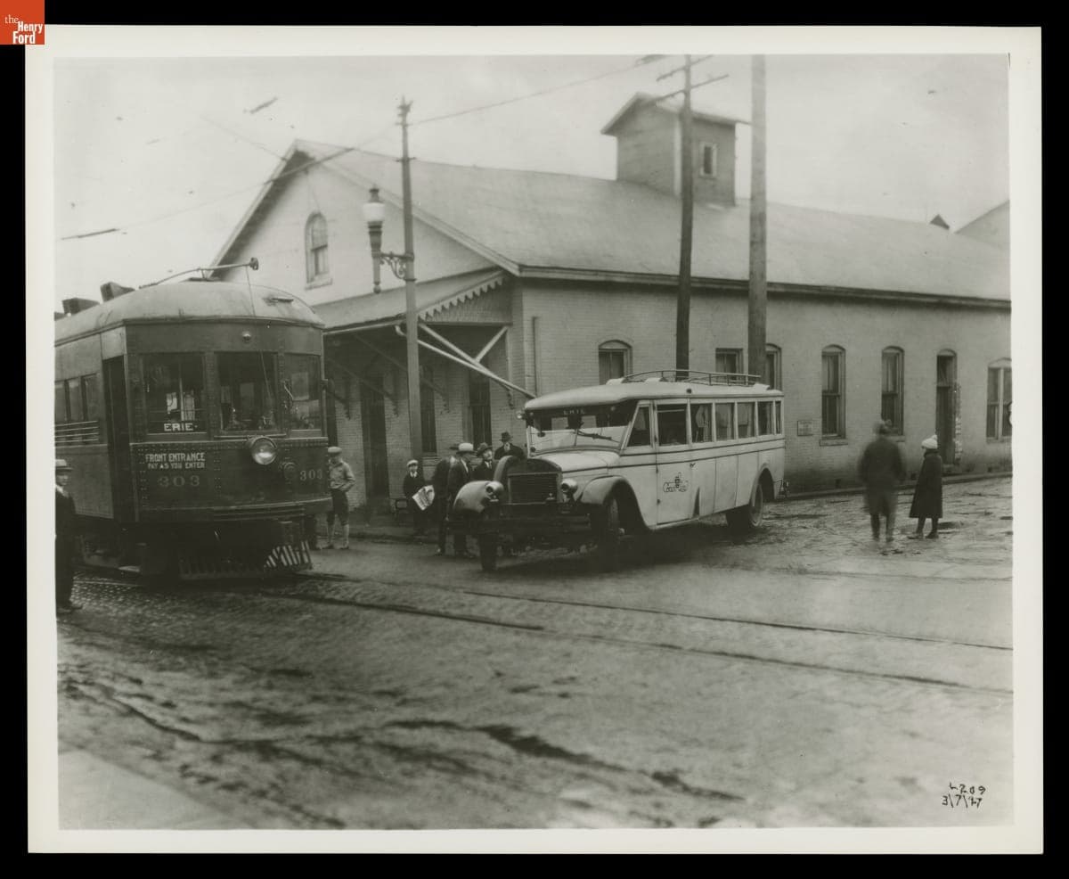 Bus Picking up Passengers, March 7, 1927