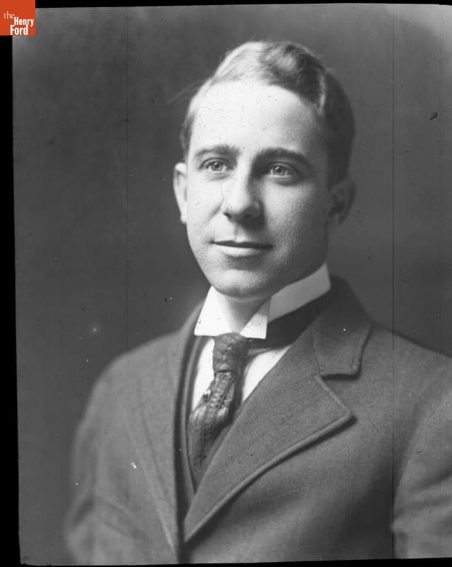 Portrait of E.L. (Eddie) Thomas, circa 1909