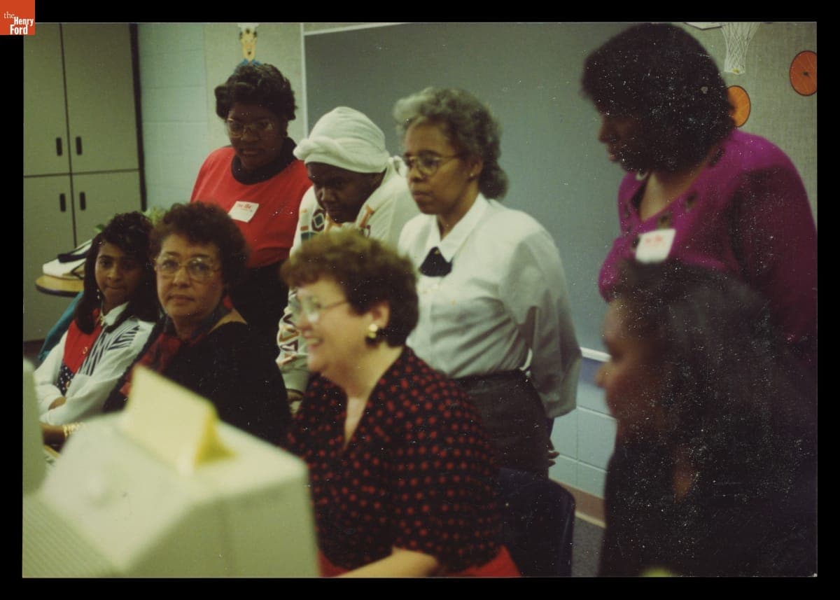 Richie Jean Jackson with Other Women Working at Computers