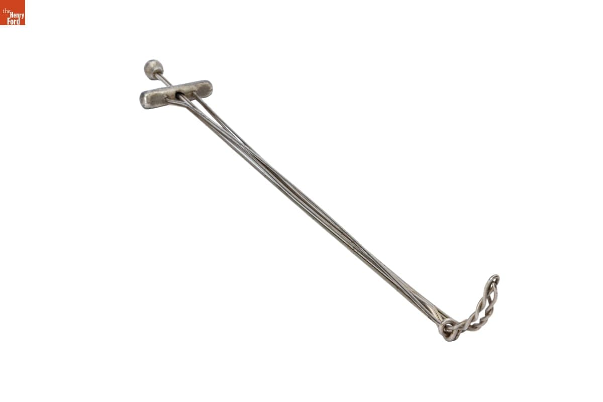 Pig Puller, circa 1915