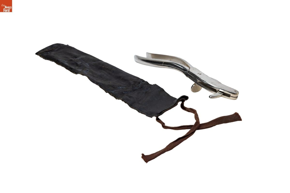 Emasculator, circa 1900