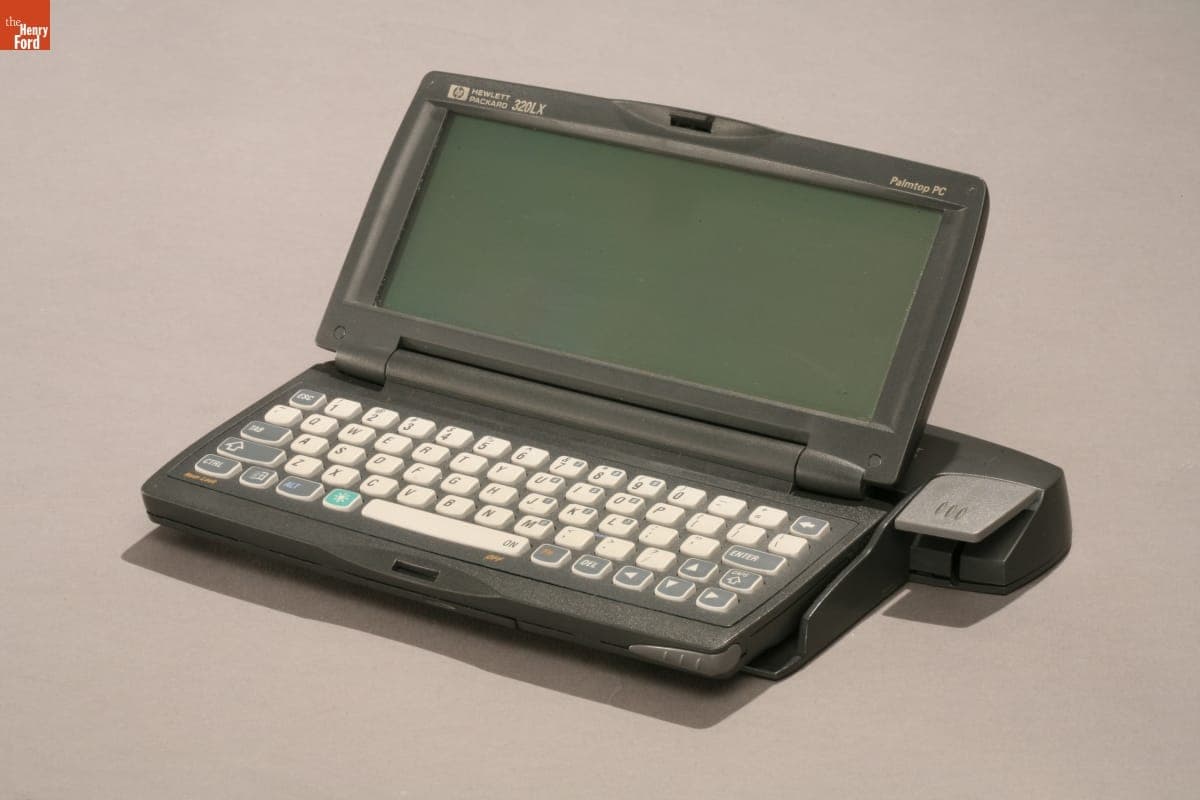 Hewlett Packard 320LX Personal Digital Assistant Notebook Computer, 1997