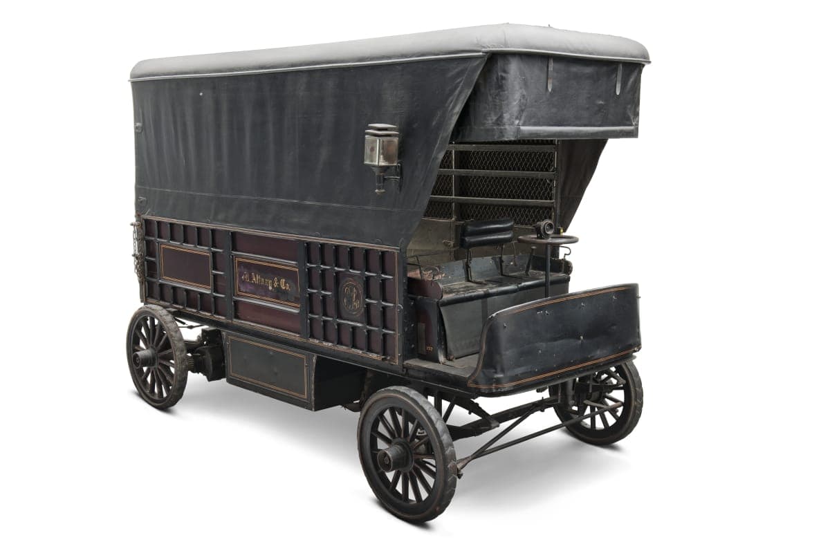 1900 Wood Electric Truck