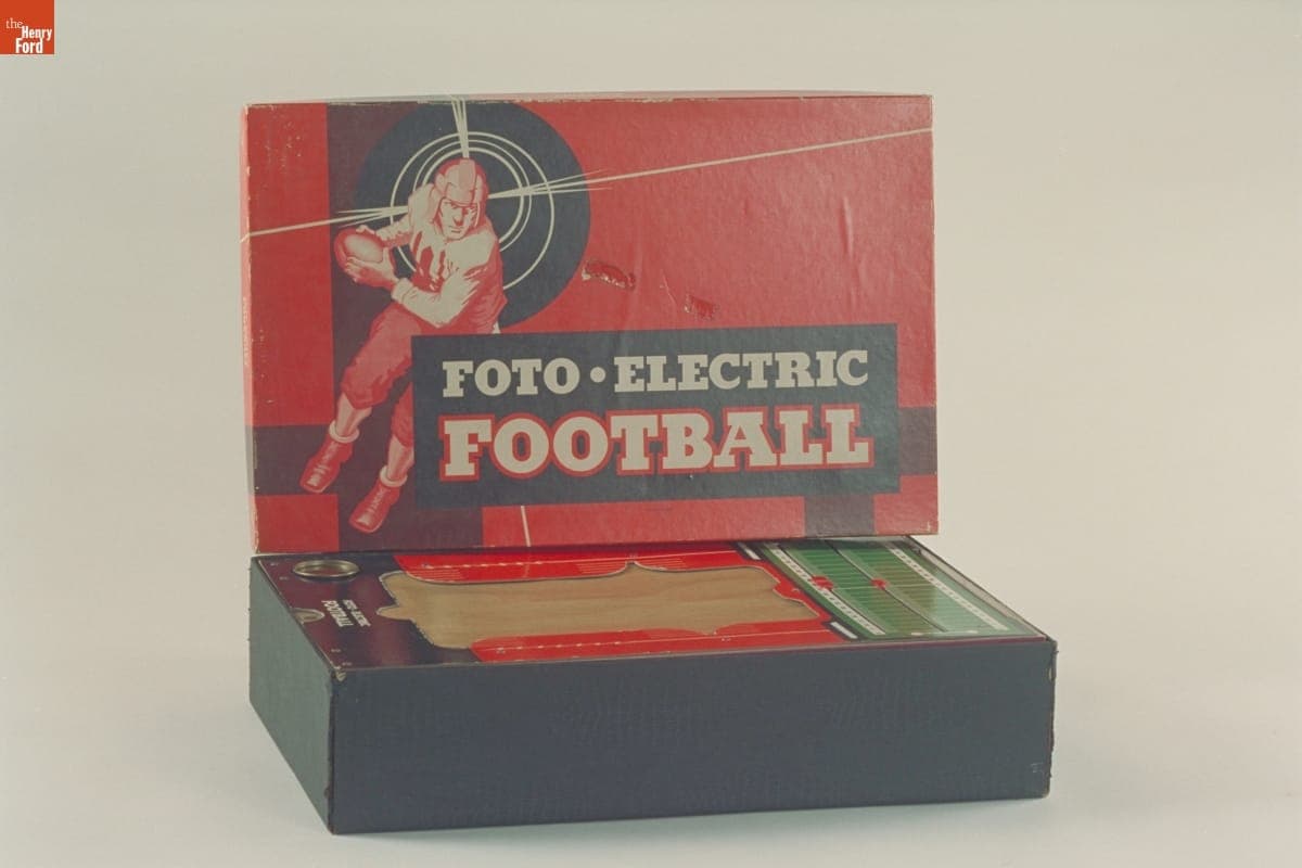 Foto-Electric Football Game, 1948-1950