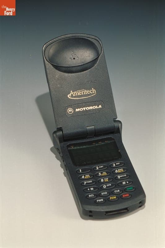 StarTAC Flip Phone, 1996