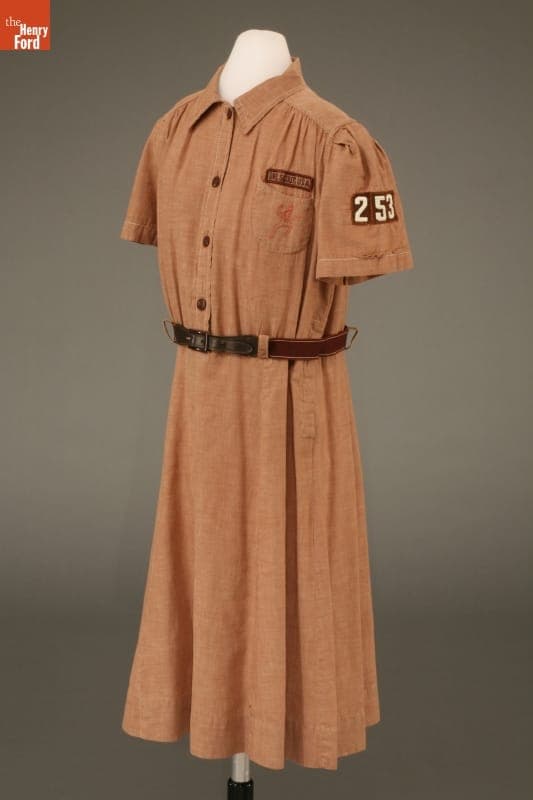 Brownie Uniform, 1956-1963