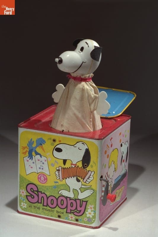 Snoopy-in-the-Music-Box, circa 1975