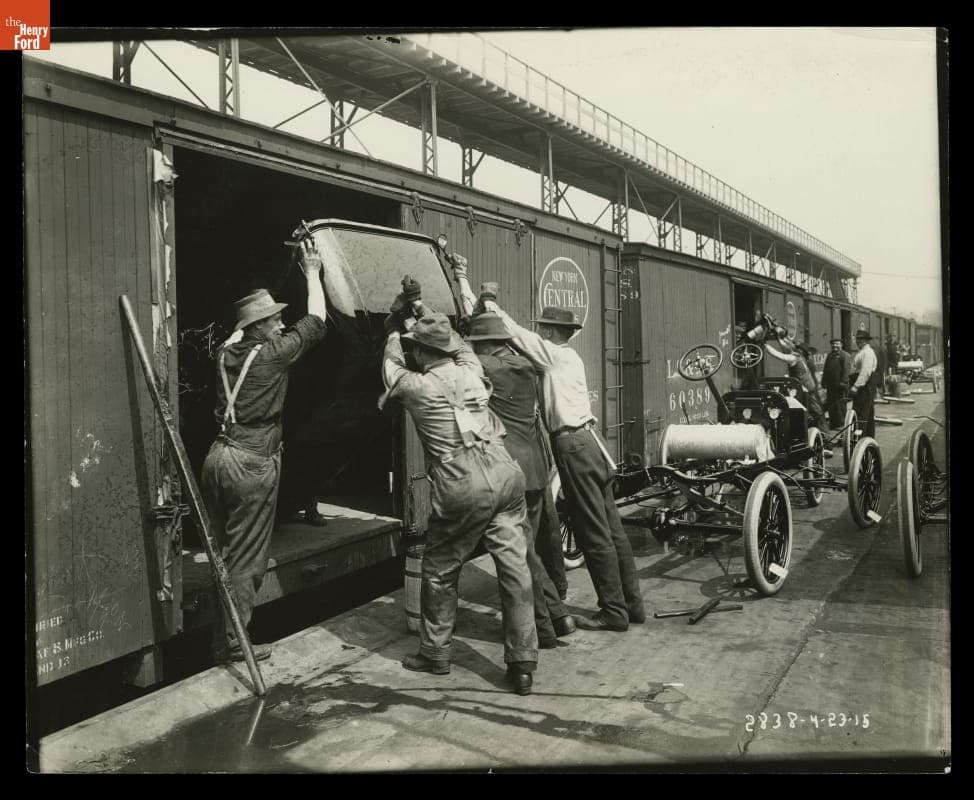 Loading Ford Model T Parts into a Boxcar at the Highland Park Plant, Detroit, Michigan, 1915
