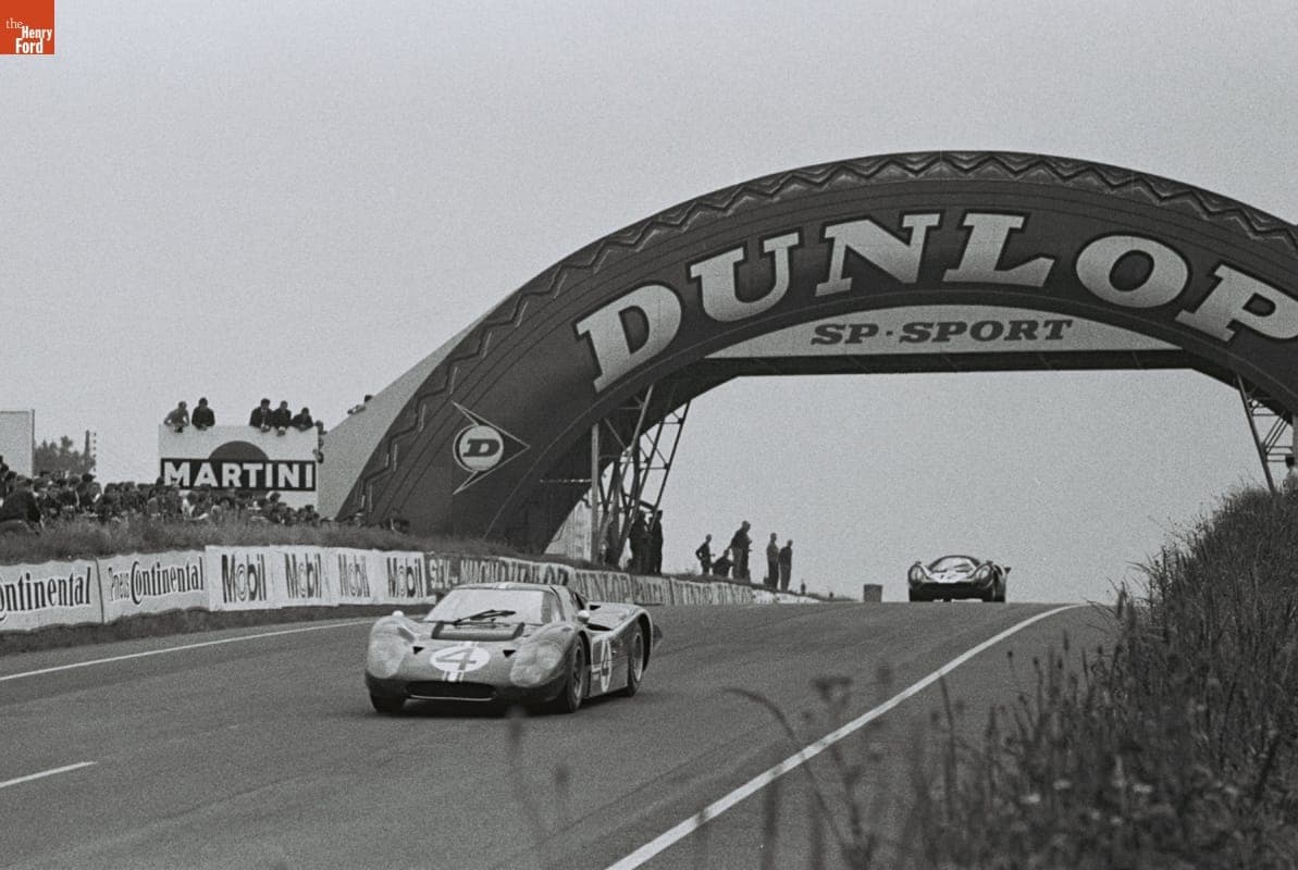 Ford Mark IV Driven by Denis Hulme and Lloyd Ruby in the 24 Heures du Mans (24 Hours of Le Mans) Race, June 1967