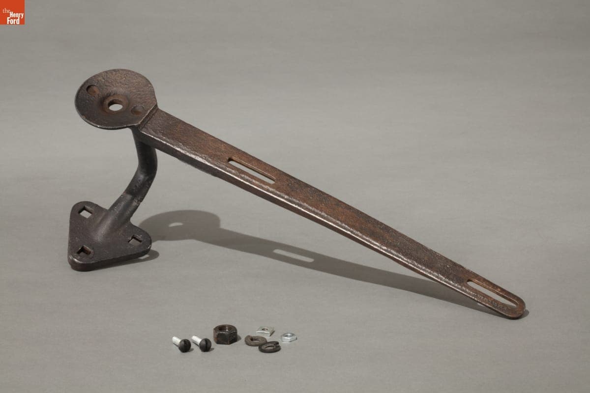 Automobile License Plate and Tail Lamp Mounting Bracket, 1917-1924