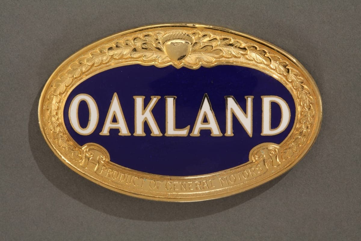 Oakland Radiator Emblem, circa 1925