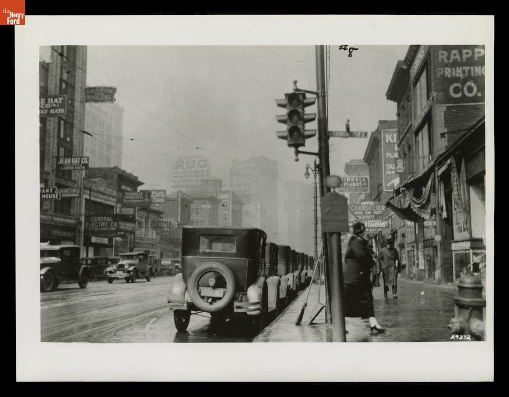 Traffic Light on Grand River Avenue East, Downtown Detroit, Michigan, circa 1922