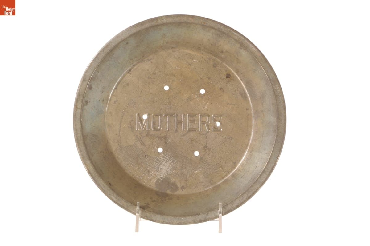 Mothers Pie Plate, 1930-1960
