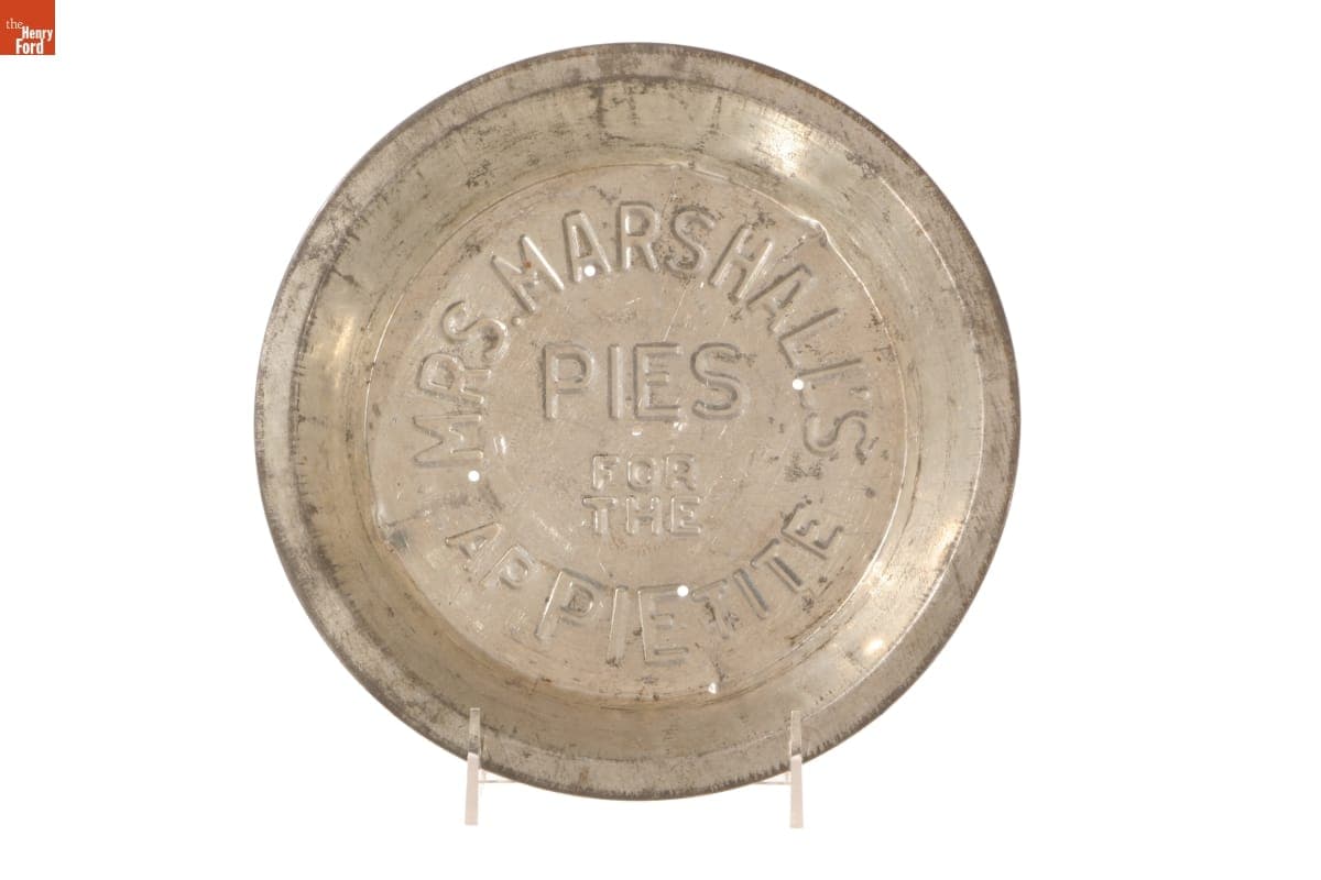 "Mrs. Marshall's Pies for the Ap'pie'tite" Pie Plate
