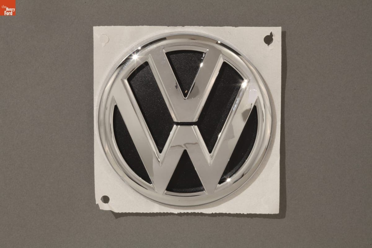 Volkswagen Badge, 2011