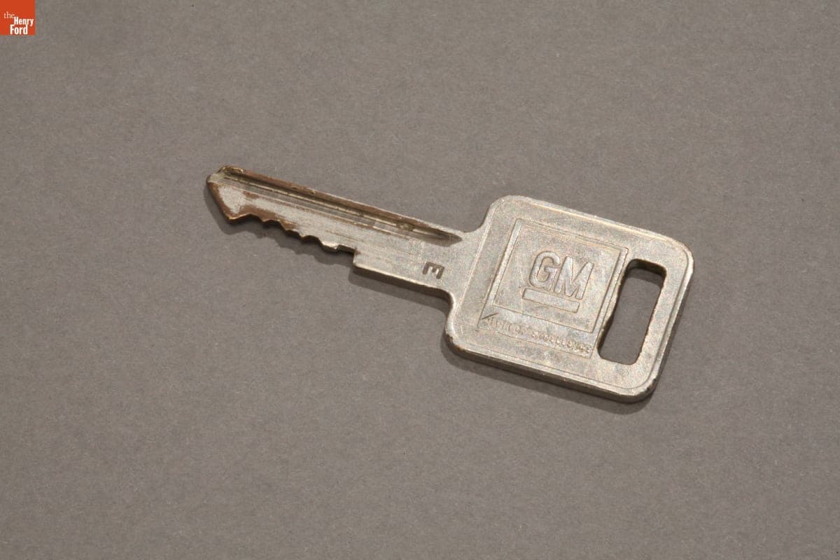 Oldsmobile 98 Ignition Key, 1988