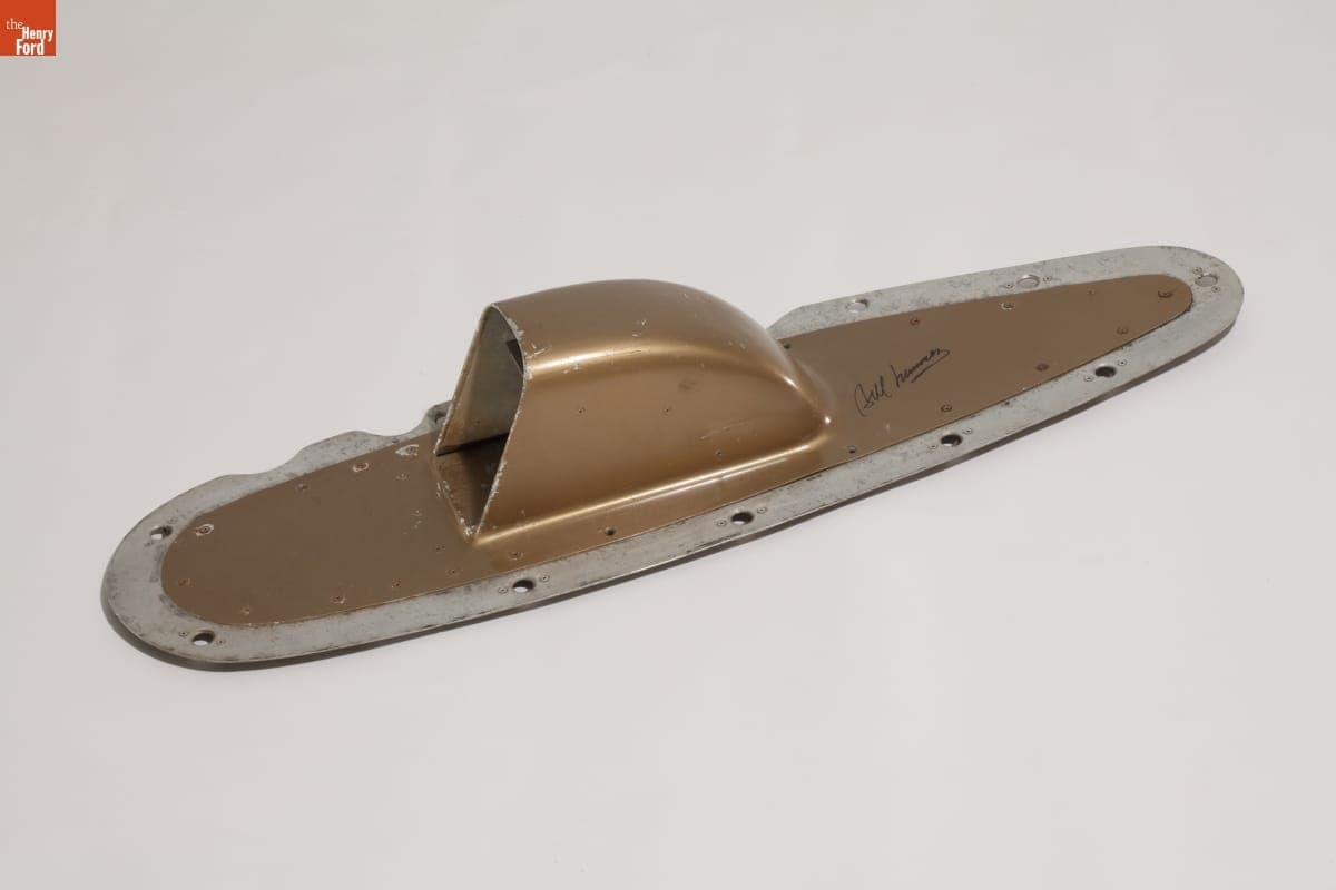 Goldenrod Hood Scoop, 1965