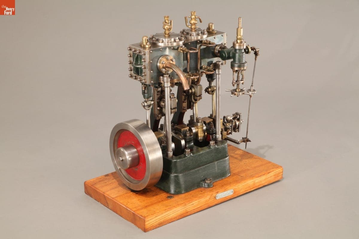 Model of a Compound Vertical Engine