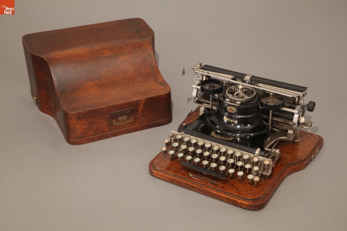 Hammond Multiplex Typewriter, 1915