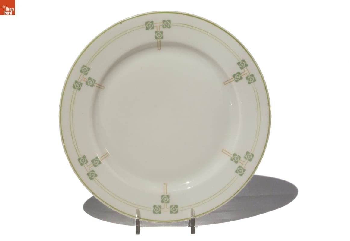 Bread-and-butter Plate in Tudor Rose Pattern, 1912-1919