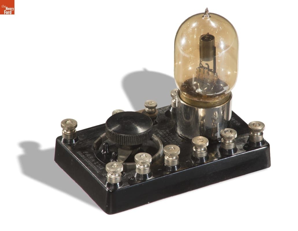 Paragon Vacuum Tube Control Unit, No. 70, 1921