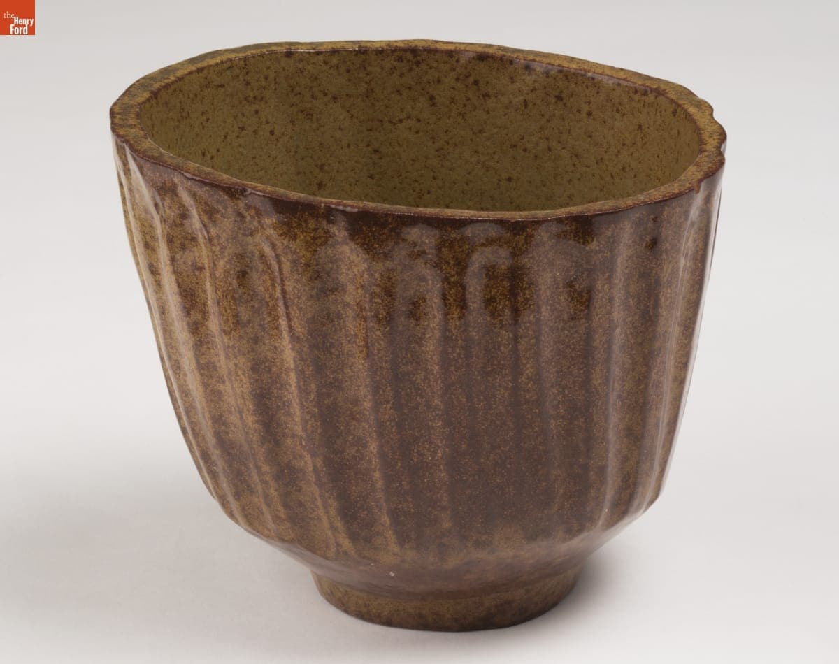 Earthenware Pot Made by Robert Propst, 1945-1960