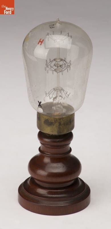 Siemens & Halske Tantalum Lamp, 1908