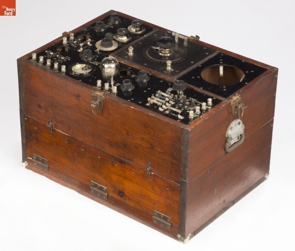 Laboratory Cathode Ray Tube Oscilloscope, 1926-1931