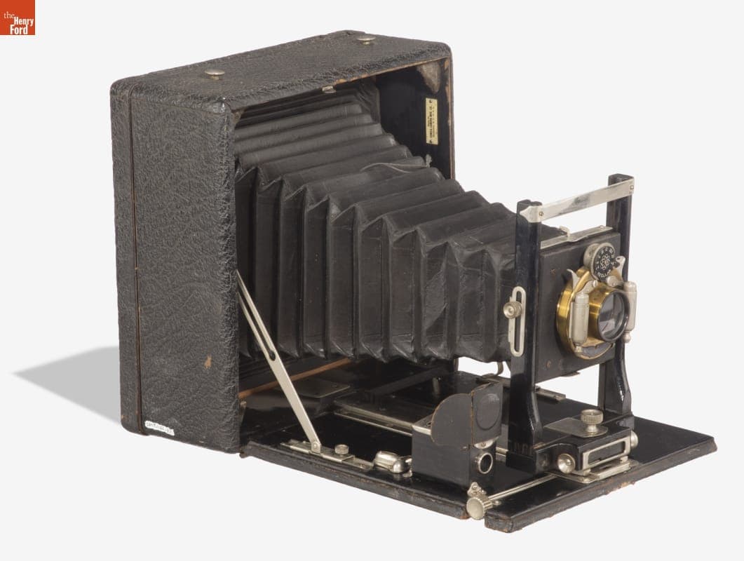 Seneca Folding Plate Camera, 1907-1923