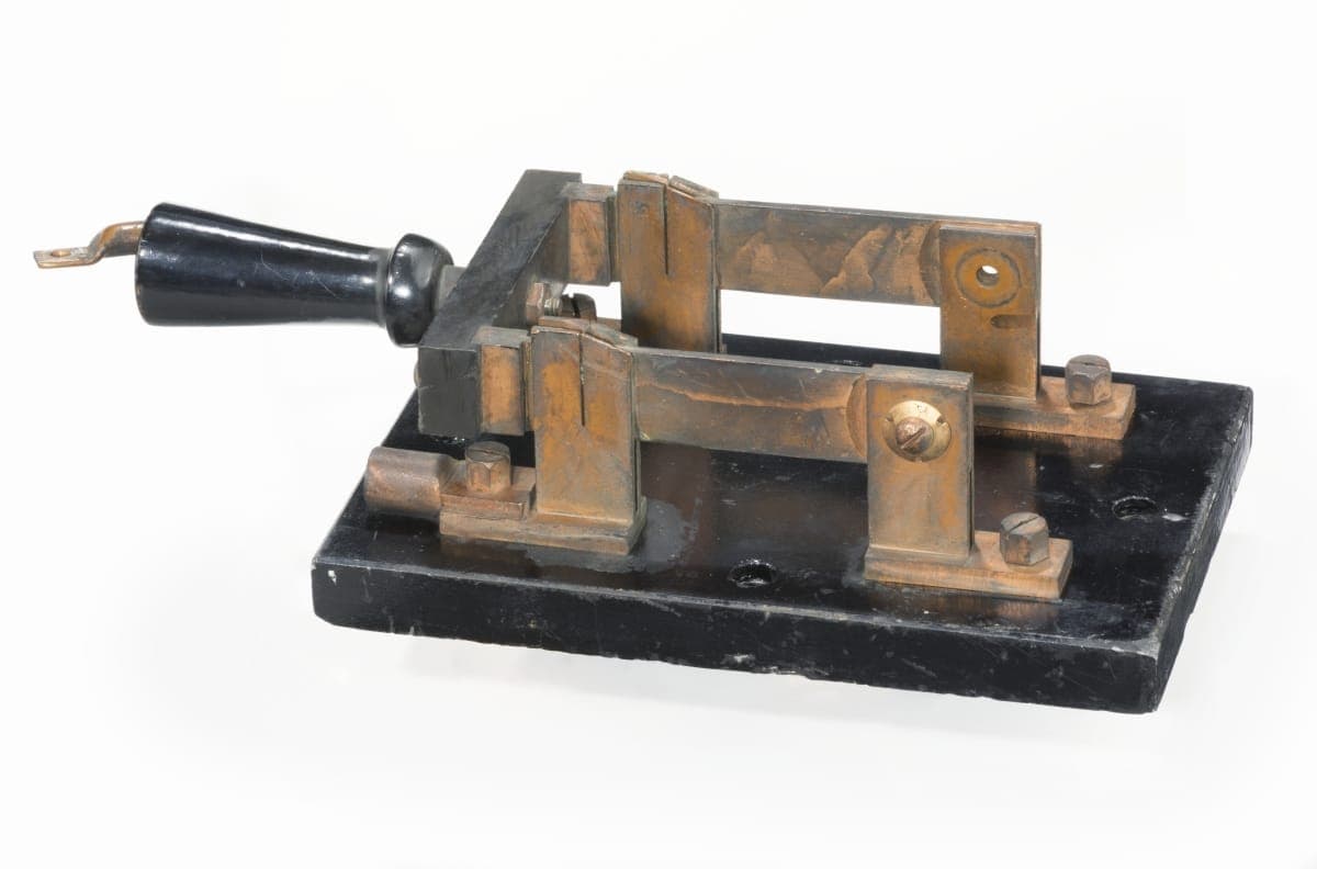 Trumbull Electric Manufacturing Company Electric Knife Switch, 1900-1920
