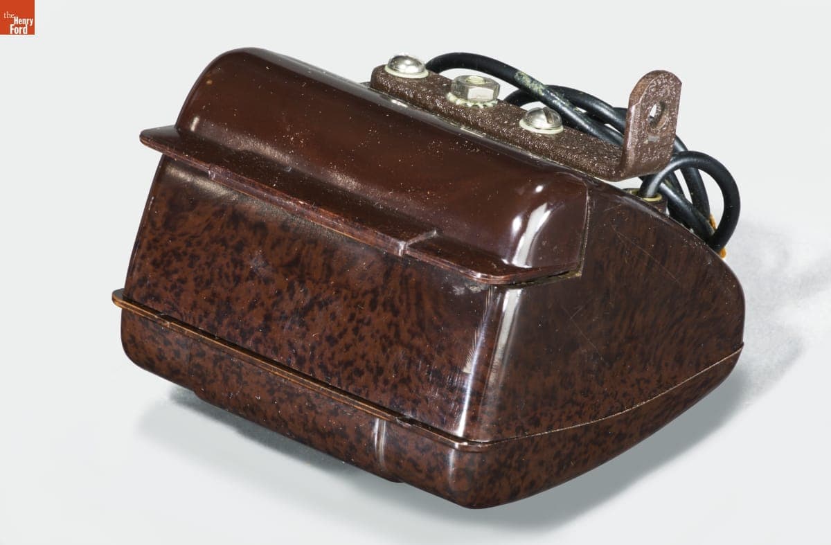 Pres-A-Lite Cigarette Dispenser and Lighter, 1940-1960