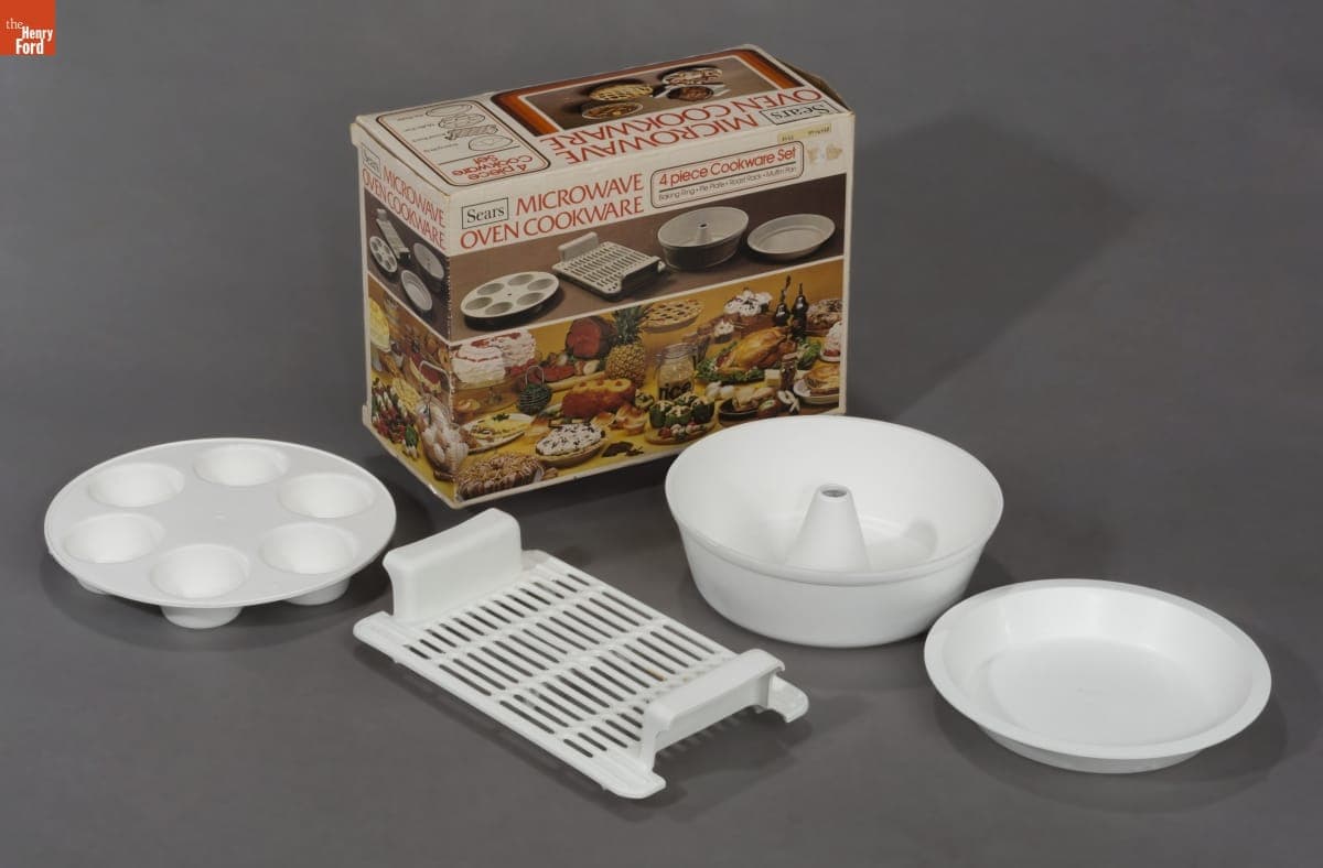 Microwave Oven Cookware, 1977-1982