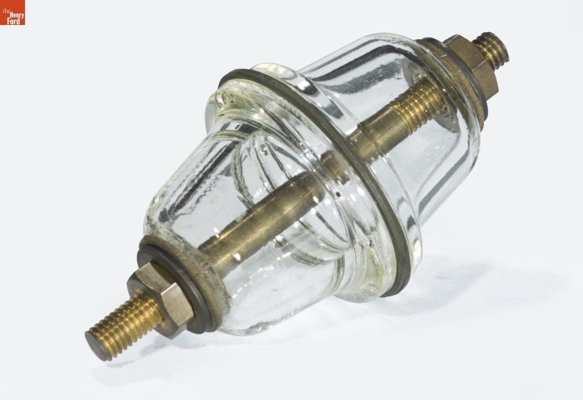 Antenna Insulator, 1920