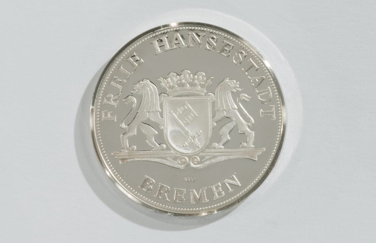 Coin, Commemorating the 50th Anniversary of the Transatlantic Flight of the Airplane "Bremen," 1978