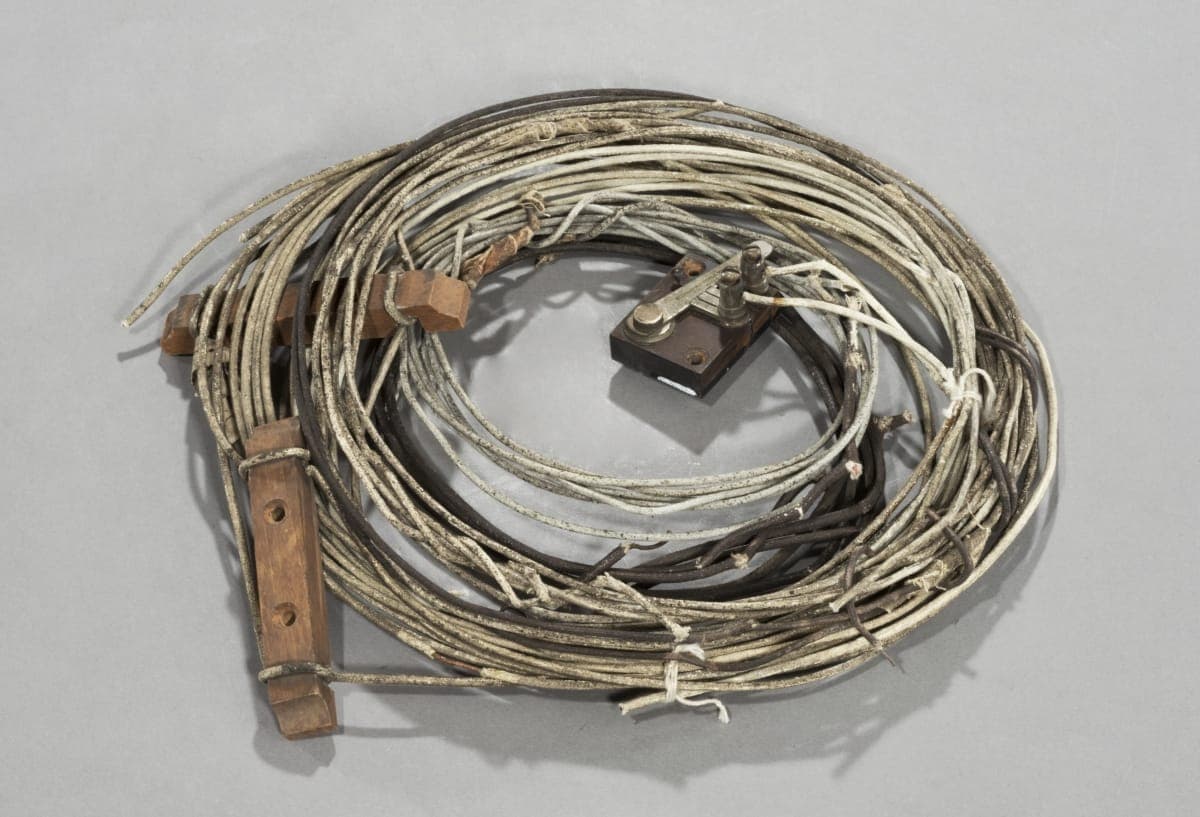 Electrical Wiring with Cleats and Switch, Used at Boone Electric Light Company, 1885