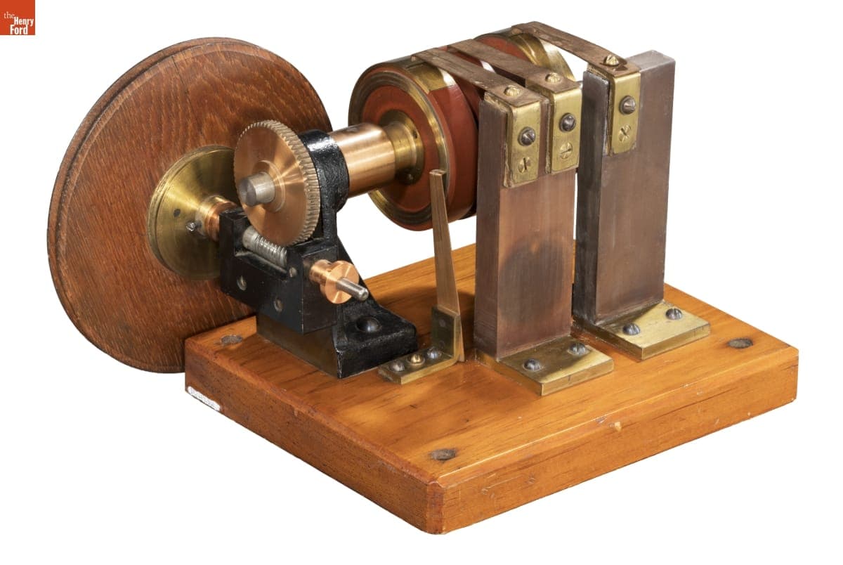 Experimental Commutator